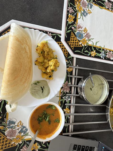 [homemade] Mom made South Indian food today. : r/indiafood