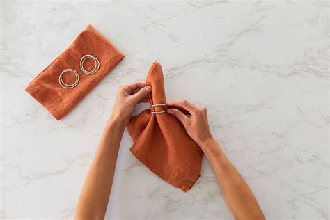 fold cloth napkins   ways