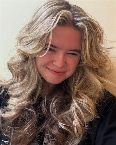 SKYE SUMMERS (@theskyesummers) • Instagram photos and videos