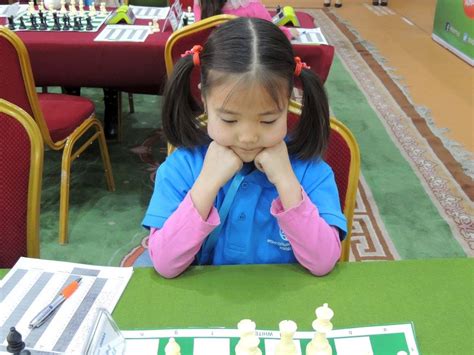 Шатар тоглох нь олон талын ач... - Chess In Schools Mongolia