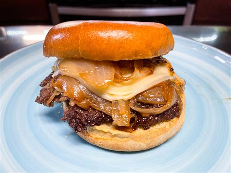 The Juiciest Onion Soup Burger – Catherine's Plates
