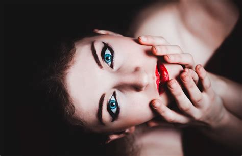 Почему люди хотят выглядеть моложе? - Alisacuba