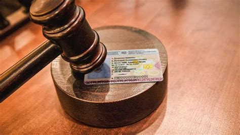 Что делать, если лишили водительских прав? Судом лишен прав, как ...