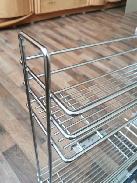 Бутылочница Квадро хром 150 мм левая с немецкими доводчиками Hettich ...