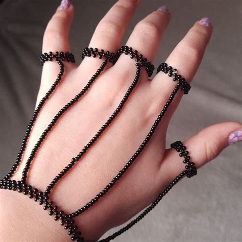 Ваууу😎😎 | Hand chain bracelet, Belly jewelry, Beads bracelet design
