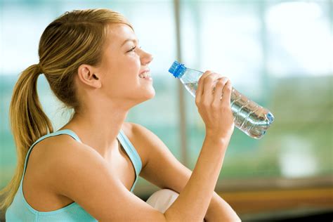 7 Ways to Lose Weight With Water | RandomHealthNet.com