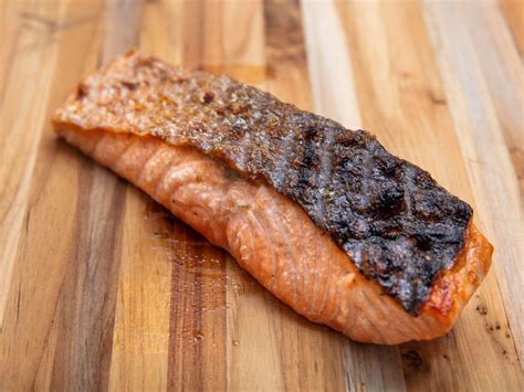 how long to grill salmon fillets
