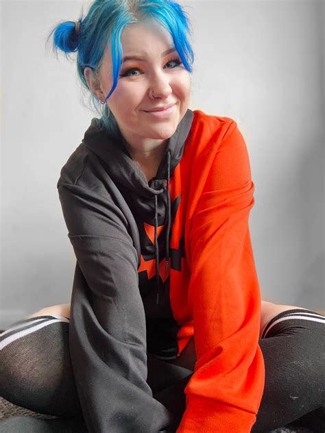 My favourite time of year is here!! : r/gothgirlsgw