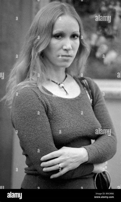 Artist Elena Romanova Stock Photo: 23025526 - Alamy