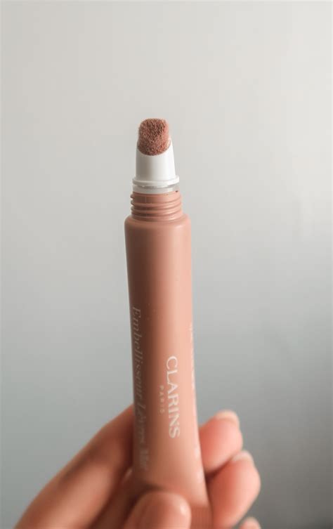 Review Clarins Velvet Lip Perfector | Ellenismyname