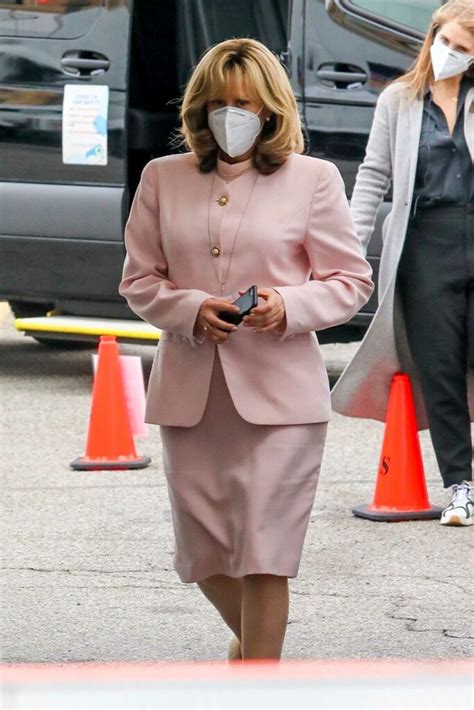 Sarah Paulson in a Pink Suit Was Seen Out in Los Angeles – Celeb Donut
