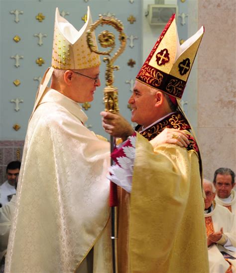 Diferença Entre Bispo E Arcebispo - Qual é a diferença entre bispo, arcebispo e cardeal? – Blog Vaticano ...