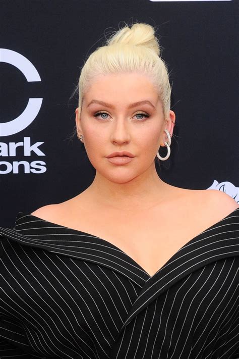 Is Christina Aguilera One Of The Greatest Vocalists Of All Time?