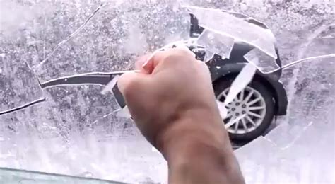 how to remove ice from car windows