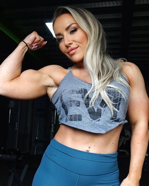 Louise Roberts (louise_fitcoach)