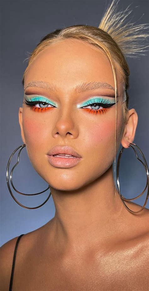 Current Makeup Trends 2024 - Image to u