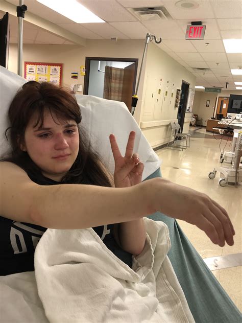Broke my wrist today, later brothers. : r/Neverbrokeabone