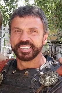 Tihomir Vinchev | OSOBNOSTI.CZ