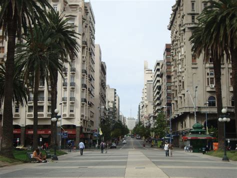 Mejores lugares para visitar en la capital de Uruguay - Desfile Uruguayo