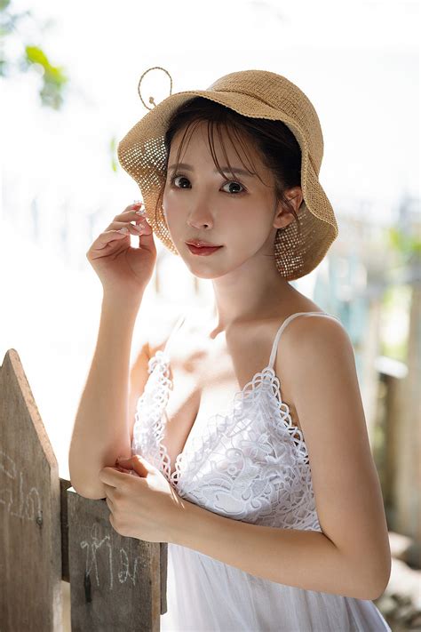 【画像】三上悠亜、AV引退後の心境「やって良かった理由の一つは、AV女優の私を知ってもらえて、皆さんに出会えたこと」 6/9 - ライブドアニュース