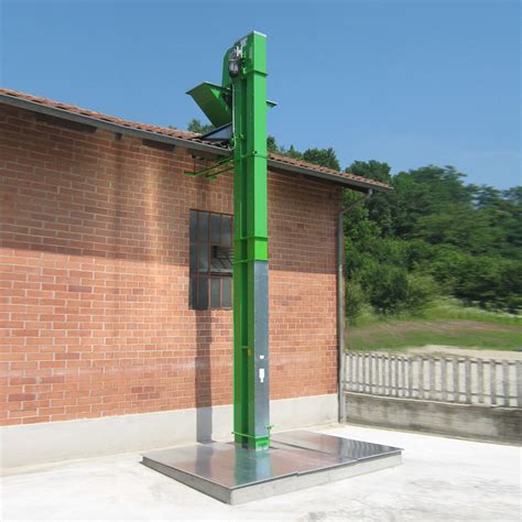 Bucket Elevator Modello IN-ELT100 - 2 » INNOVANUTS