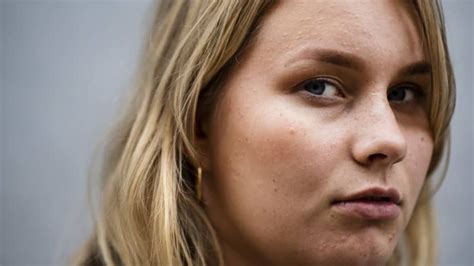 Tympeät tytöt -sarjakuvan luoja Riina Tanskanen on historian nuorin ...