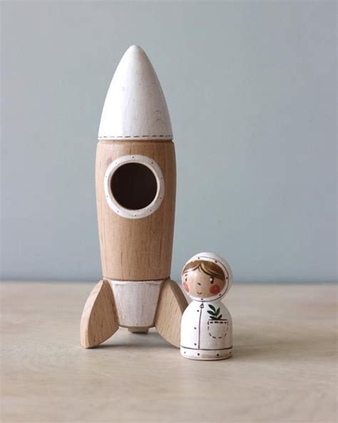 Astronauta | Wooden toys design, Wood kids toys, Wood toys