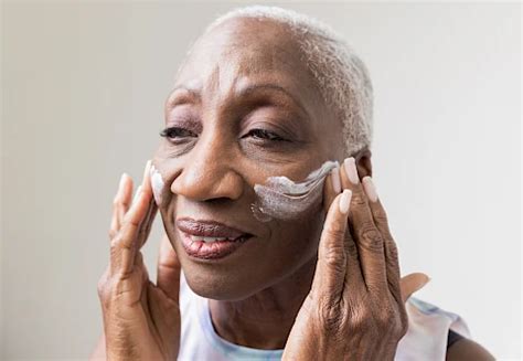 A Guide for Caregivers on Senior Skin Health