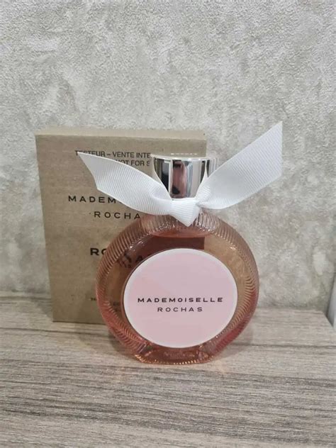 Духи Mademoiselle Rochas — купить женскую туалетную воду и парфюм ...