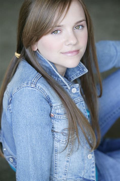 Pictures of Tara Lynne Barr