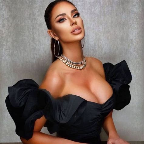 ВЕЧЕРНИЕ ВЫПУСКНЫЕ ПЛАТЬЯ КАЗАНЬ (@evening_fashion_ra) • Threads, Say more
