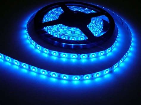 LED pásek vnitřní samolepící SQ300 12V 60LED/m 4,8W/m barva modrá cena ...