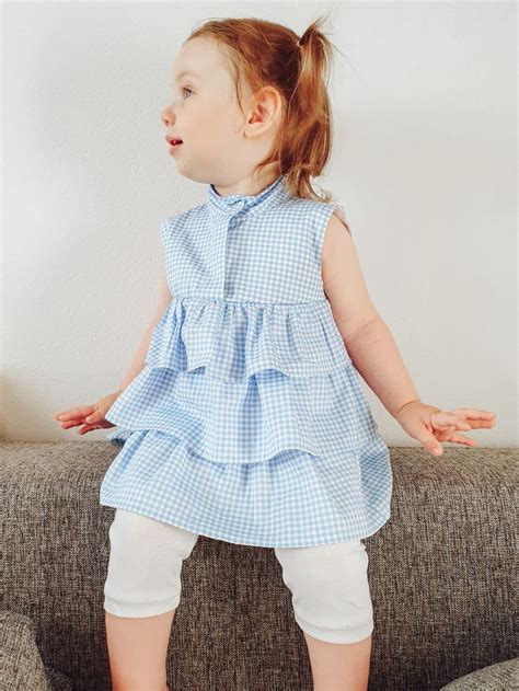 Платье из сатина для девочки | Flower girl dresses, Girls dresses ...