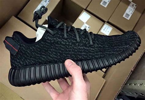Black Yeezy Boost 350 | SneakerNews.com