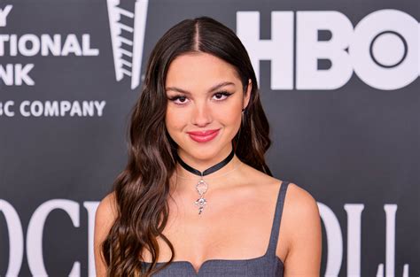Is Olivia Rodrigo Pregnant? Baby Bump Photos Fake Or Real?