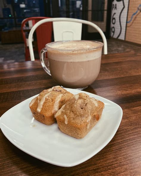 Traveler's Cafe - Home