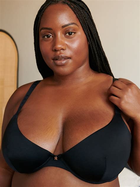 Core Microfiber Unlined Bra in Black | SAVAGE X FENTY France