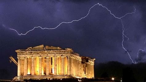perguntas basicas  entender  crise na grecia  suas
