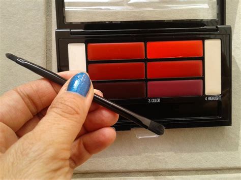 Palette labbra Maybelline Color Drama lip contour