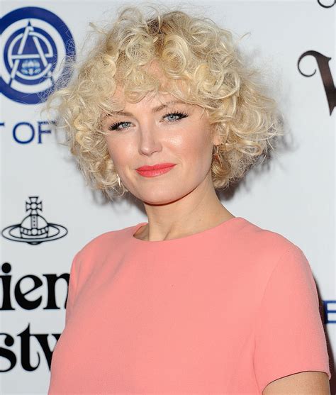 Short Curly Bob Hairstyles 2022