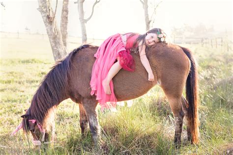 Mishke - La'ane Photography
