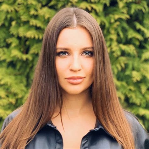 Daria Prianichnikova – Medium