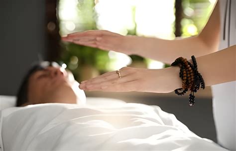 understanding reiki healing therapy healing garden retreat cabin stays