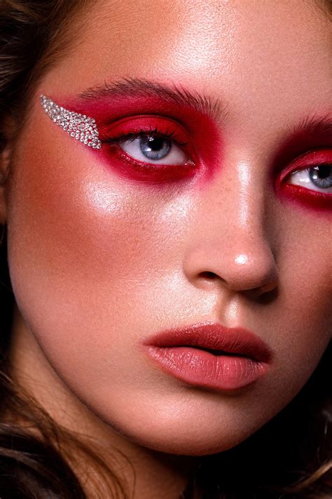 Beauty Photography by Svetlana Dyadik | Daily design inspiration for ...
