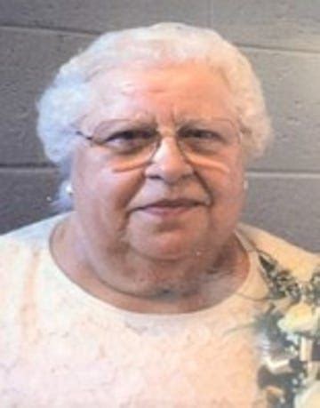 Carole L. Lafferty Obituary - Galesburg Register-Mail