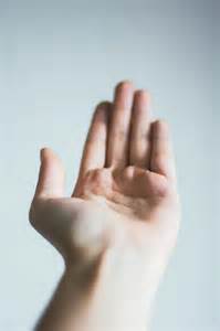 7 Meaning of Twitching in the Left Palm According to Primbon, Could Be