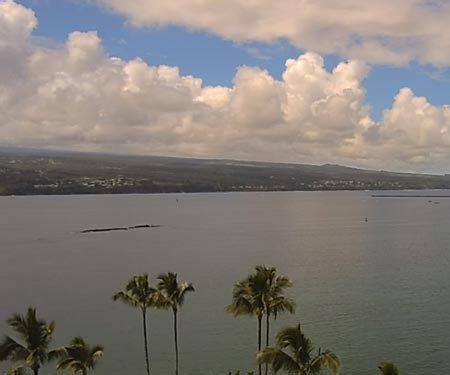 Hilo Bay Hawaii Webcam - Live Beaches