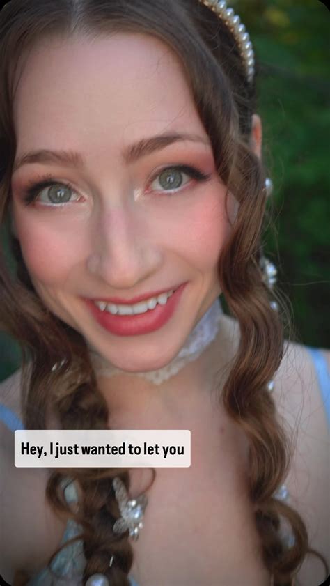 Ann Rose Y. (chloe rose) | Check my story 🥰 Side tidbit, if you look