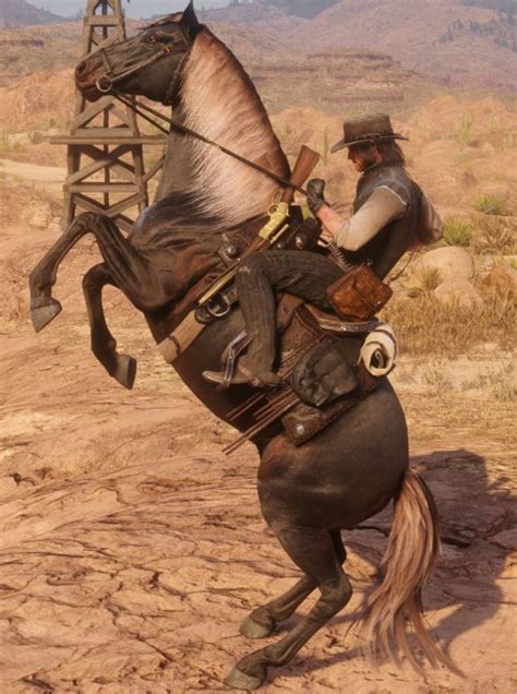 Red Dead Redemption 2 Player Recreates the RDR1 War Horse
