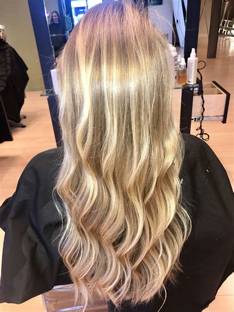 Natural sun-kissed looks will dominate highlights hair 4